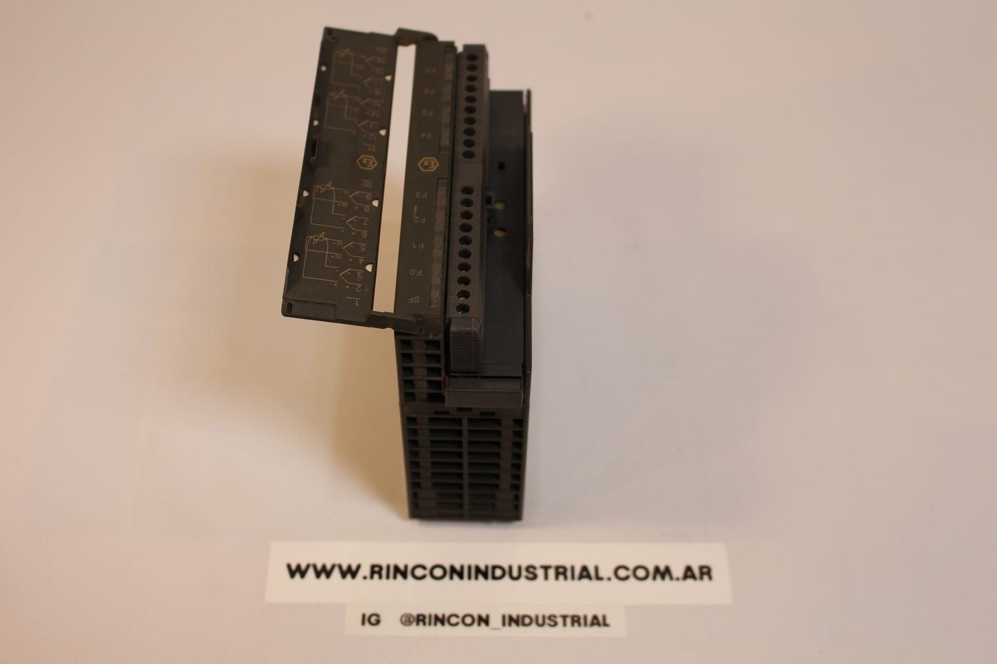 Vista 3 de Módulo Analógico 8 Thermocouple / 4 RTD S7-300