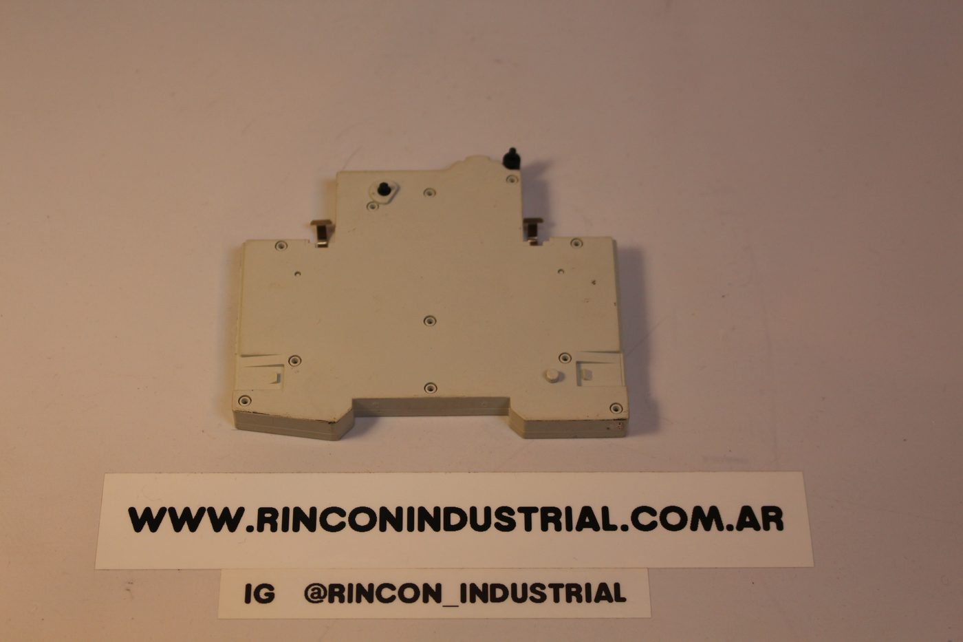 Vista 2 de Contacto Auxiliar Siemens 5ST3010 – Gris